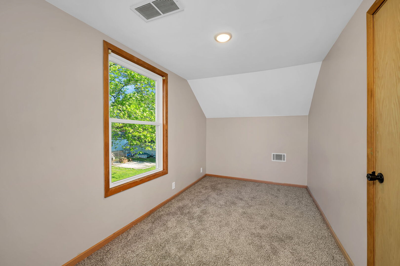 303 South Jackson Street Gardner, IL 60424 - Photo 15 of 24