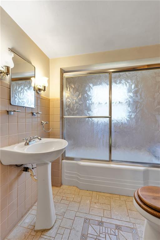 492 Chapel Road Aliquippa, PA 15001 - Photo 19 of 25 Gallery Image 19