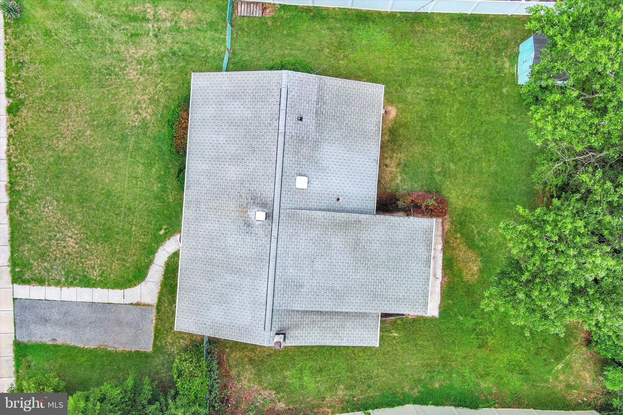 306 Regency Circle Linthicum Heights, MD 21090 - Photo 50 of 73 Bird’s-eye view of the property.
