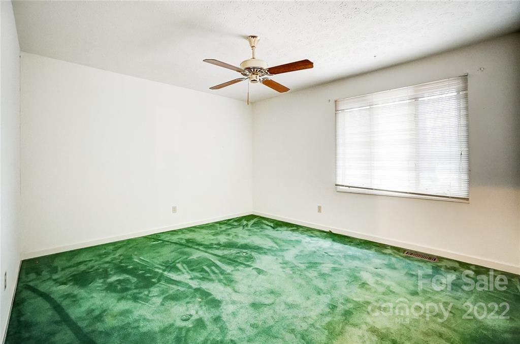 1045 Woodward Road Rock Hill, SC 29732 - Photo 15 of 28 Gallery Image 15