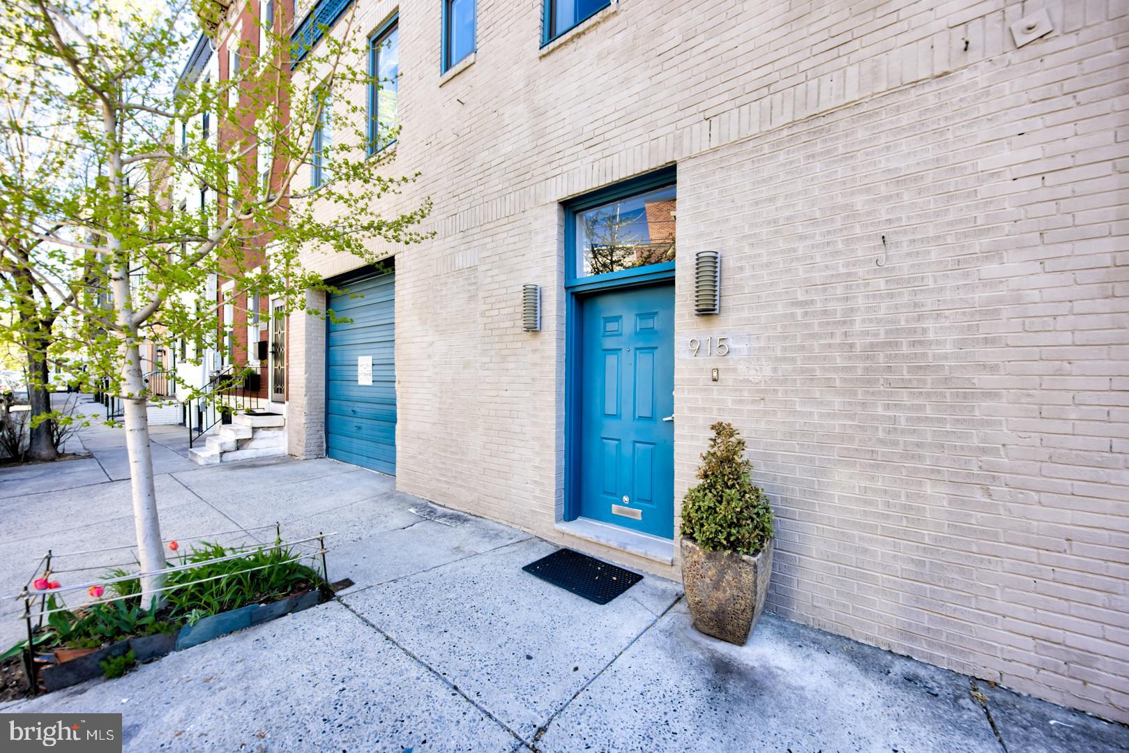 915 South 7th Street Philadelphia, PA 19147 - Photo 1 of 23