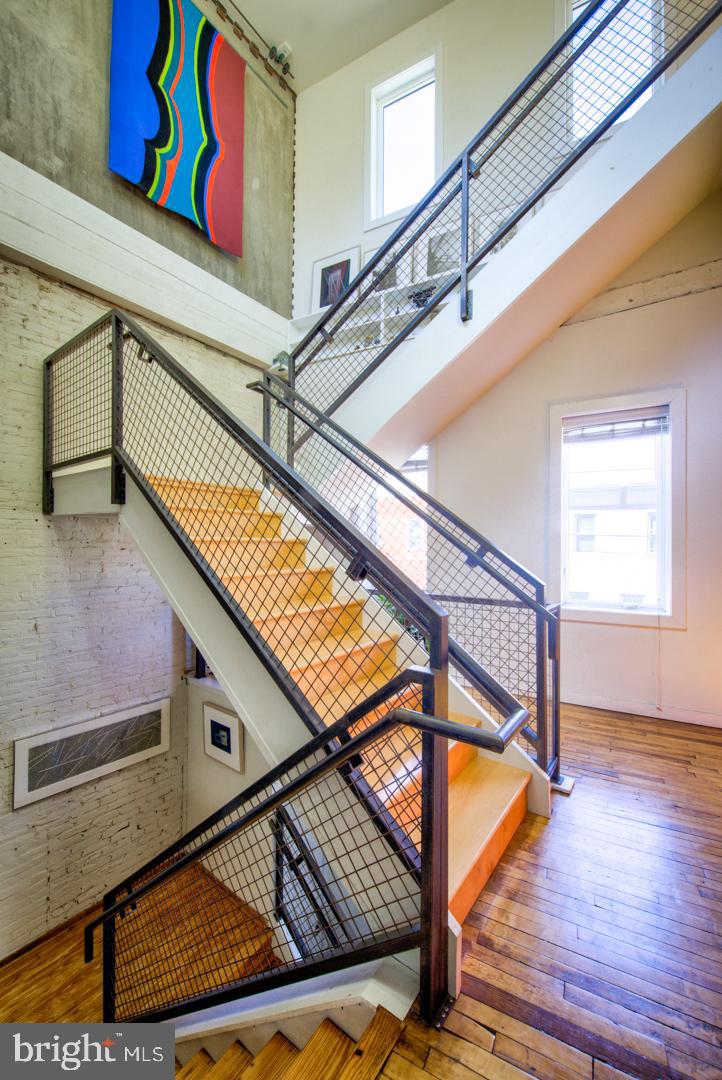 915 South 7th Street Philadelphia, PA 19147 - Photo 18 of 23