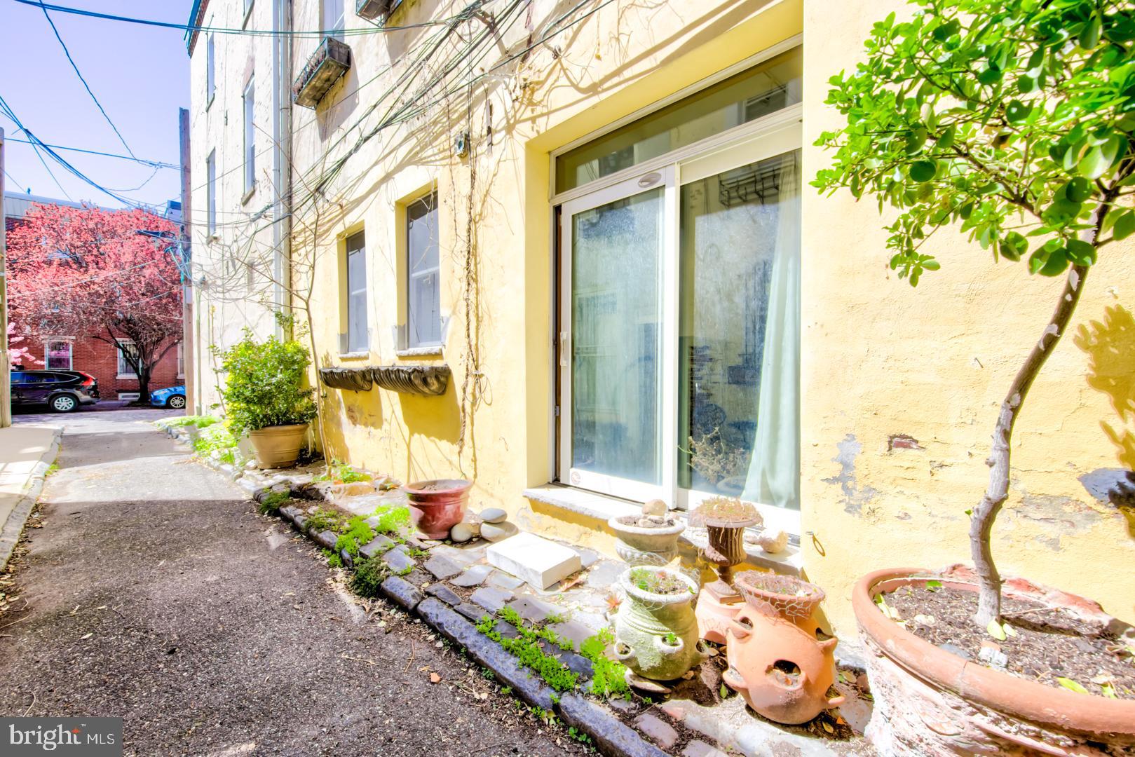 915 South 7th Street Philadelphia, PA 19147 - Photo 19 of 23