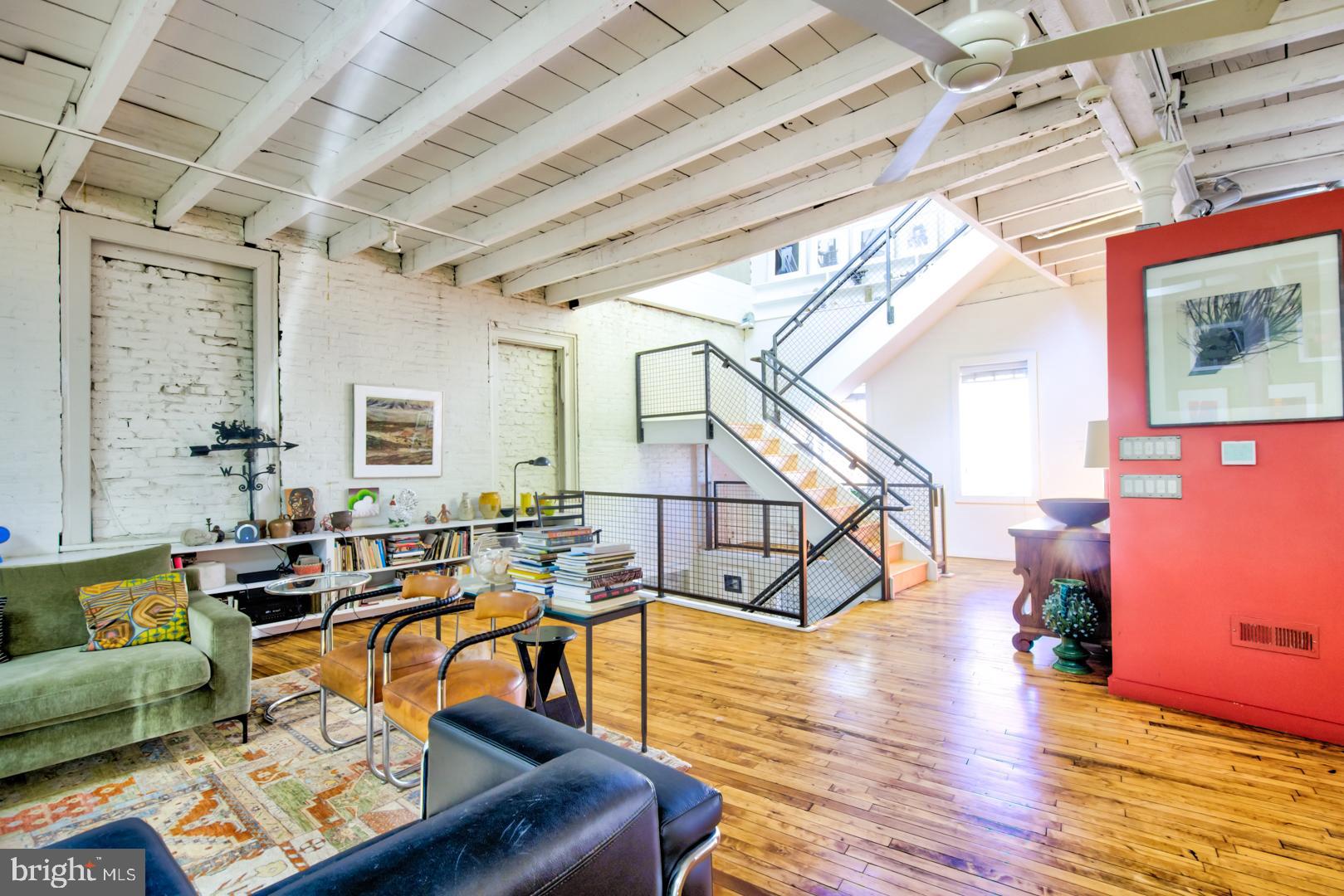 915 South 7th Street Philadelphia, PA 19147 - Photo 2 of 23
