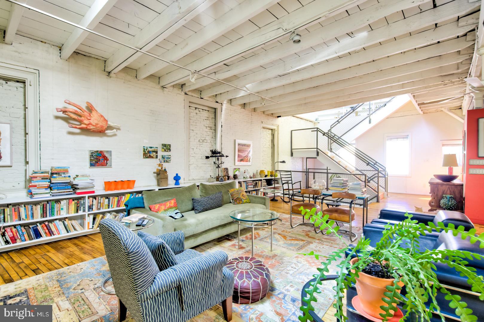 915 South 7th Street Philadelphia, PA 19147 - Photo 4 of 23