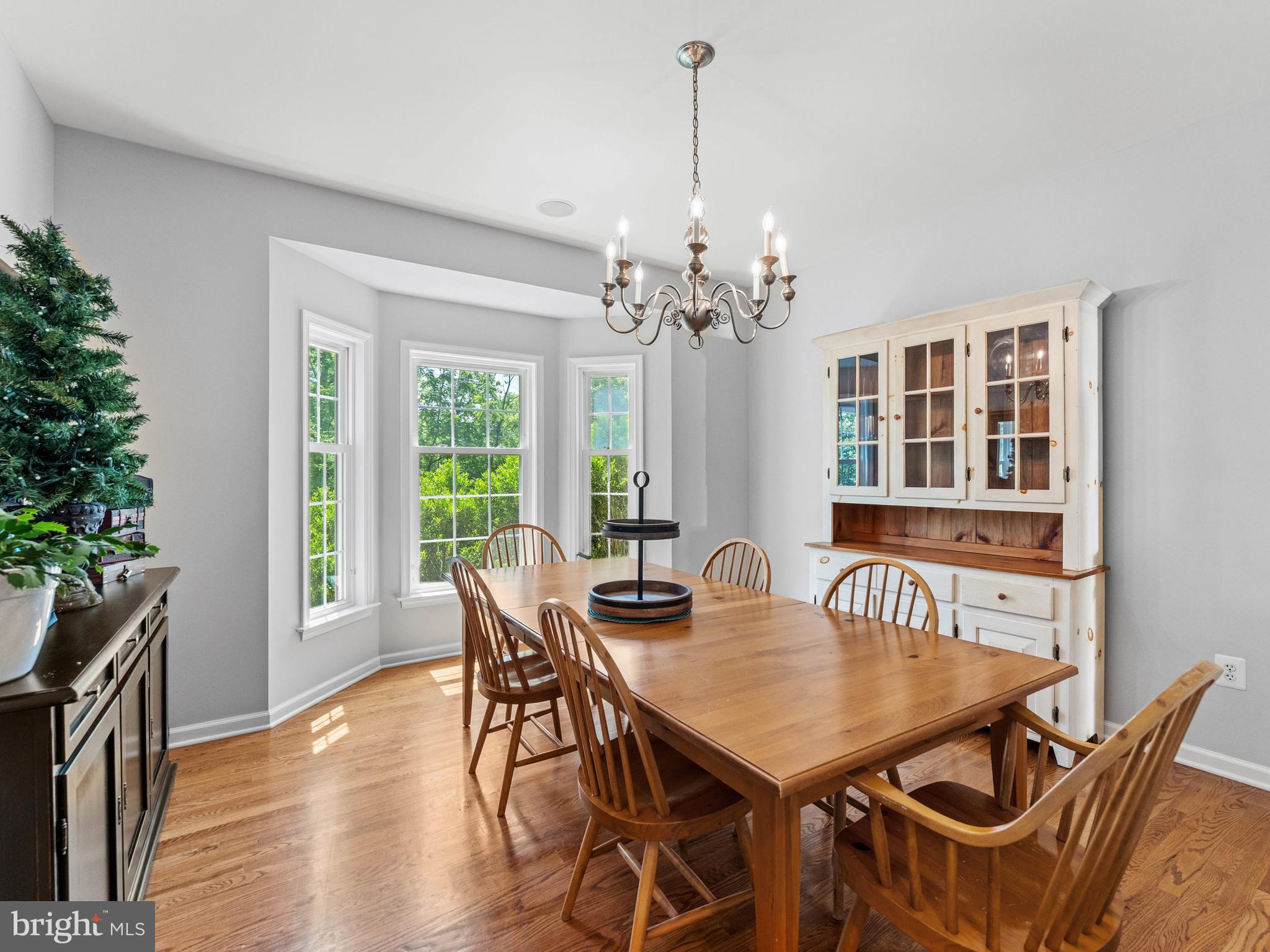 928 Township Line Road Chalfont, PA 18914 - Photo 13 of 60 Formal Dining area