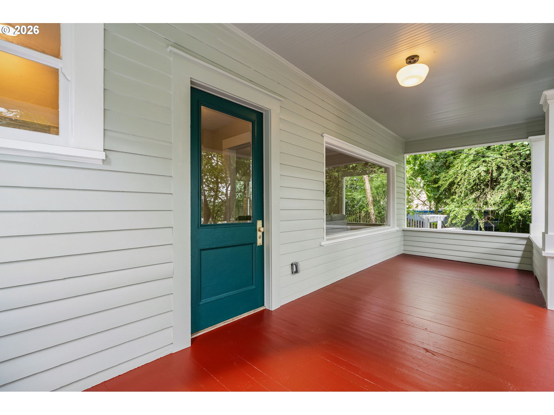 2824 Southwest Illinois Street Portland, OR 97239 - Photo 7 of 44