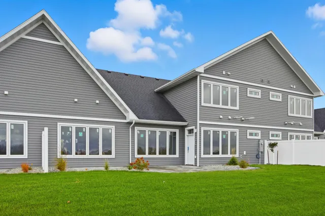 $872,900 | 5764 31st Street South, Fargo, ND 58104