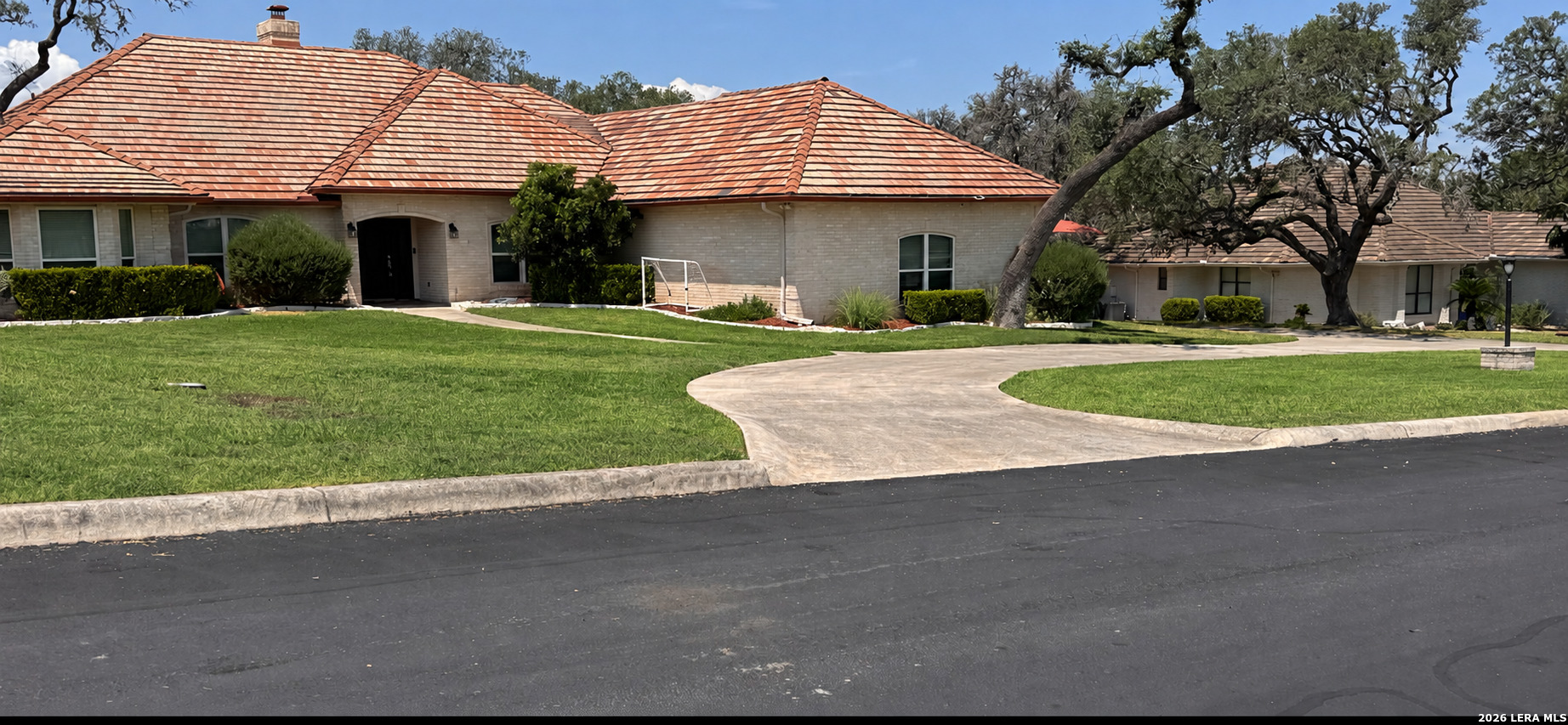 29362 Duberry Ridge Fair Oaks Ranch, TX 78015 - Photo 2 of 26 Gallery Image 2