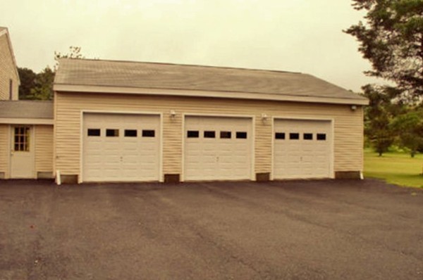 108 Adams Road Grafton, MA 01536 - Photo 3 of 16