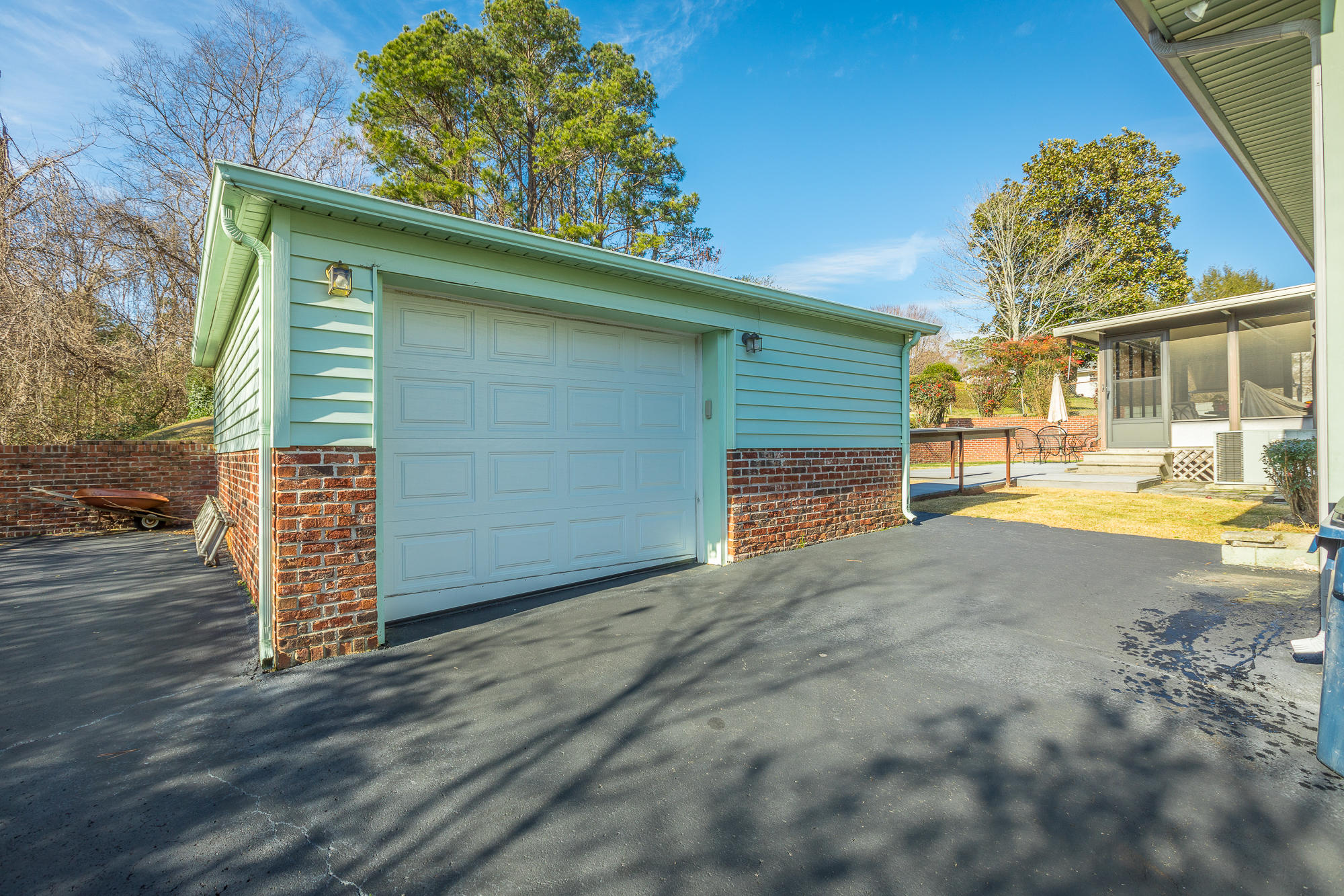 1919 Julian Ridge Road Chattanooga, TN 37421 - Photo 3 of 26 Detatched garage