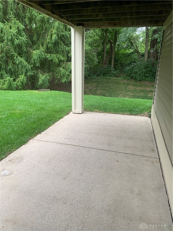 3908 West Summit Ridge Drive, Unit 1 Beavercreek, OH 45430 - Photo 37 of 38