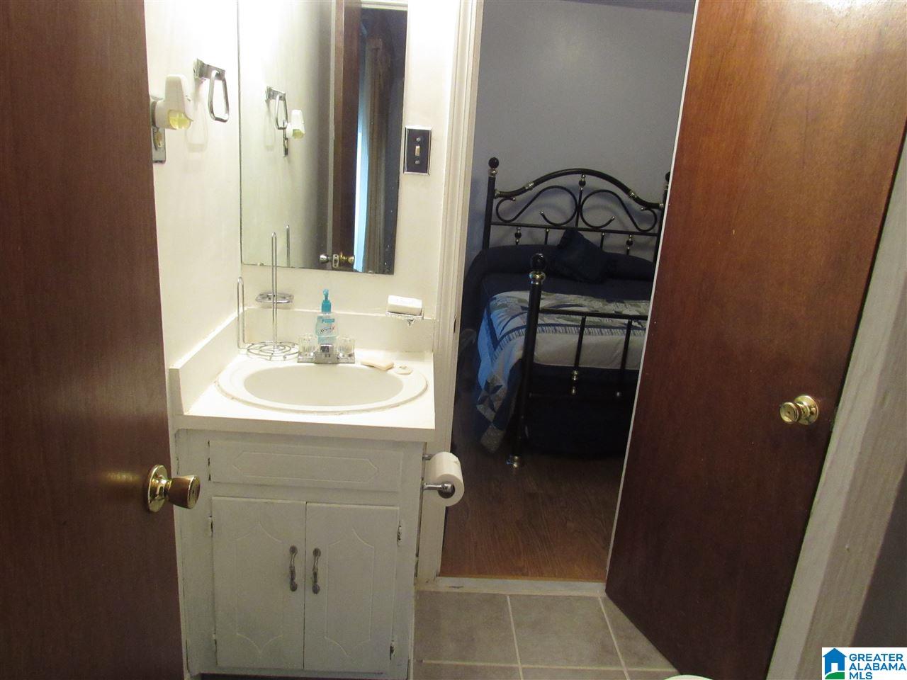 801 Griswold Road Fairfield, AL 35064 - Photo 11 of 20