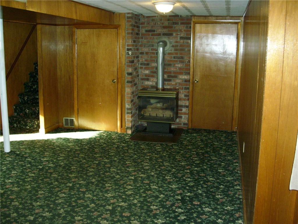 103 Evergreen Road North Kingstown, RI 02852 - Photo 12 of 19 Gallery Image 12