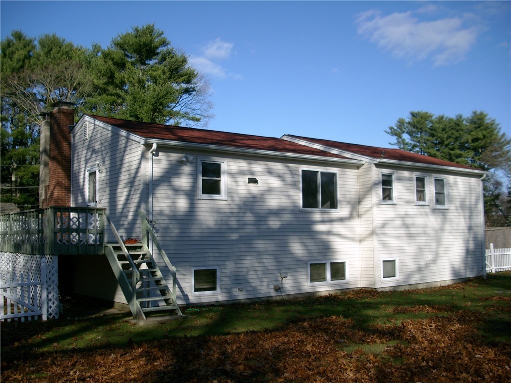 103 Evergreen Road North Kingstown, RI 02852 - Photo 3 of 19 Gallery Image 3