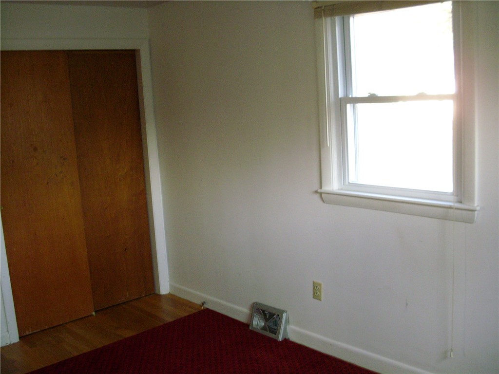 103 Evergreen Road North Kingstown, RI 02852 - Photo 10 of 19 Gallery Image 10