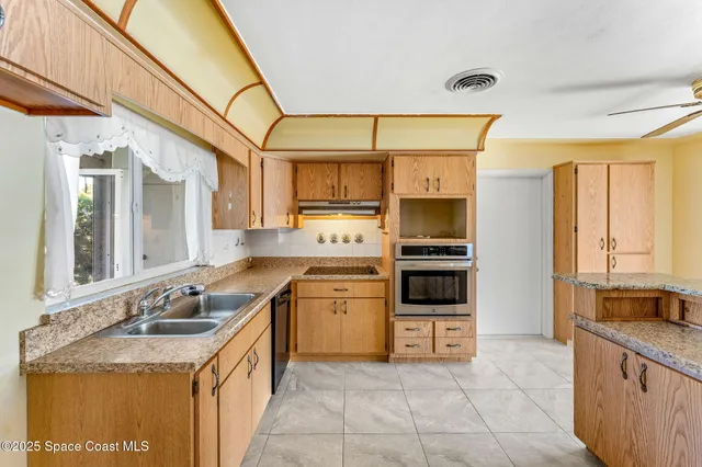 a view of an outdoor space and a lake view