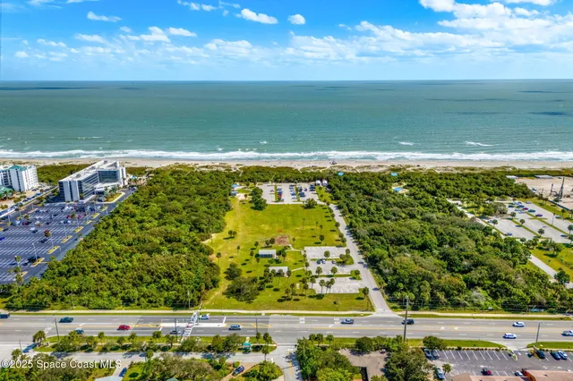 $925,000 | 272 Bahama Boulevard, Cocoa Beach, FL 32931