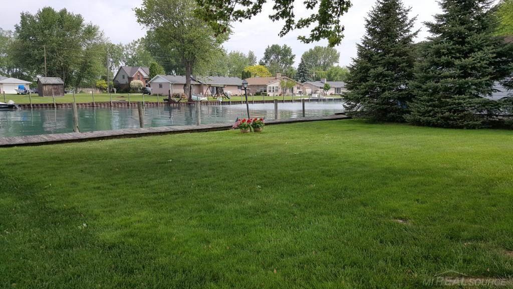 7288 Cardinal Road Algonac, MI 48001 - Photo 4 of 6