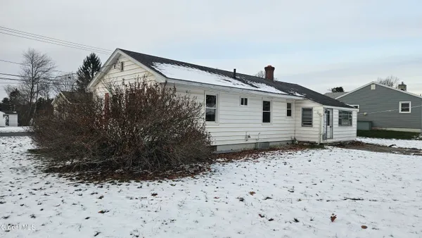 $192,500 | 77 Chapel Place, Amsterdam, NY 12010