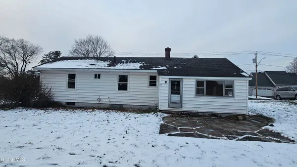 $192,500 | 77 Chapel Place, Amsterdam, NY 12010