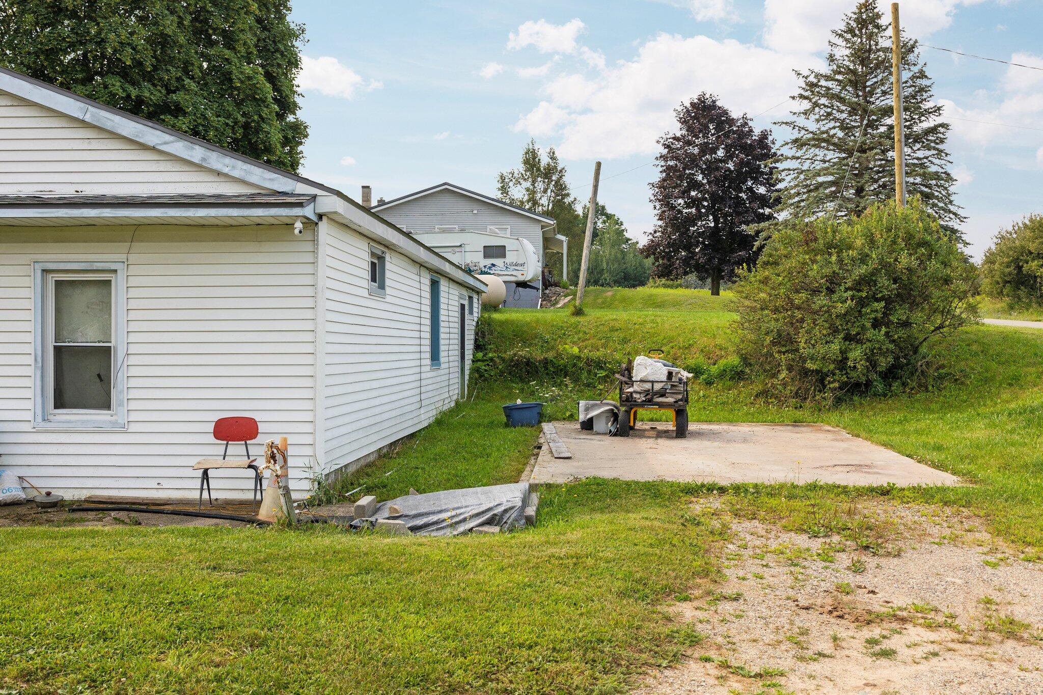 600 South Patterson Road Reed City, MI 49677 - Photo 5 of 24 5-web-or-mls-C__N8070