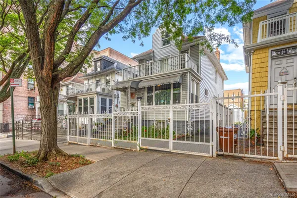 a view of a large building