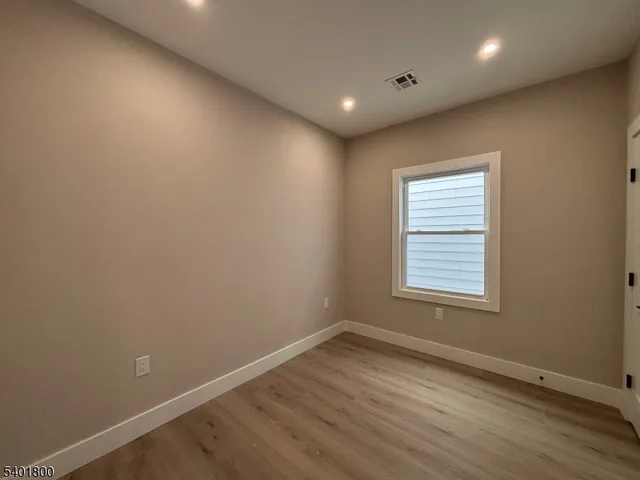 $2,195 | 136 Elm Street, Unit 303, Newark, NJ 07105