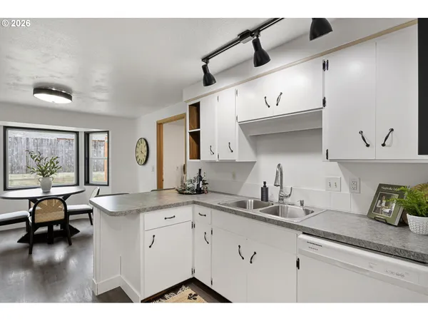 $495,000 | 1885 Churchill Street, Eugene, OR 97405