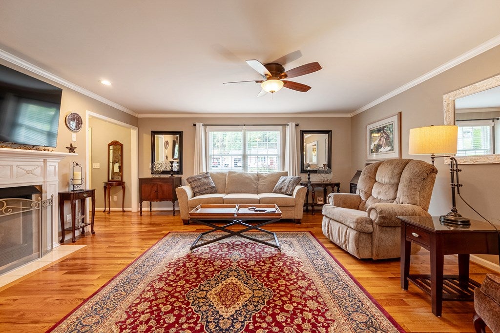 409 Whispering Pines Road Max Meadows, VA 24360 - Photo 10 of 100 Gallery Image 10
