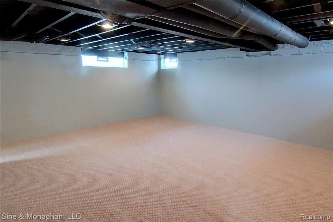 580 Roslyn Road Grosse Pointe, MI 48236 - Photo 22 of 29 Lower_Level_II.jpg