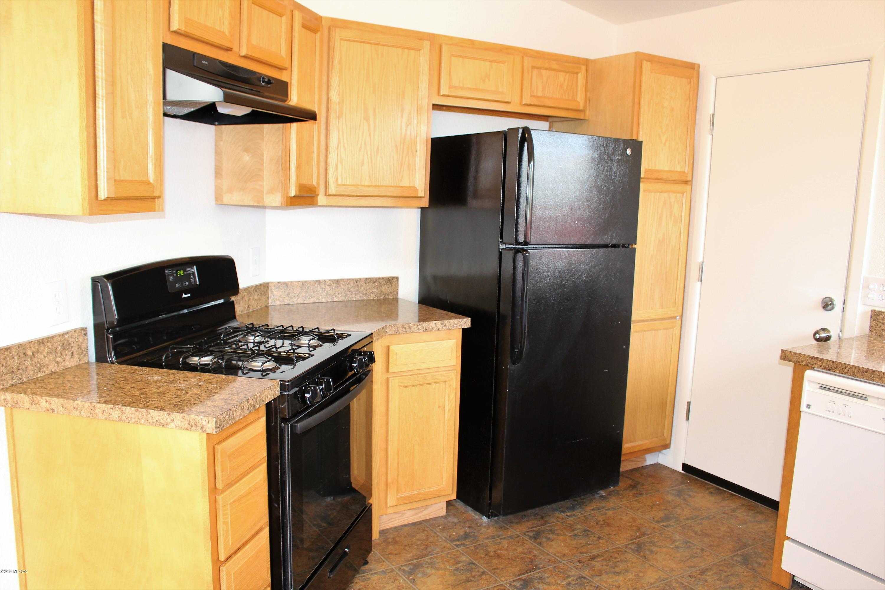 2560 West Fanbrook Road Tucson, AZ 85741 - Photo 8 of 24