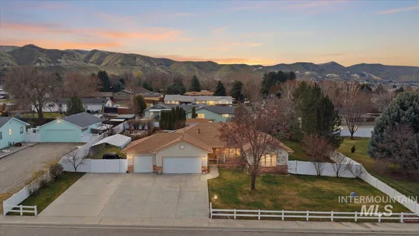$545,000 | 2225 Wildwood Lane, Emmett, ID 83617
