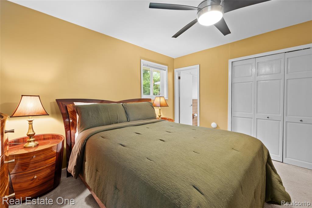 28257 New Castle Road Farmington Hills, MI 48331 - Photo 19 of 32