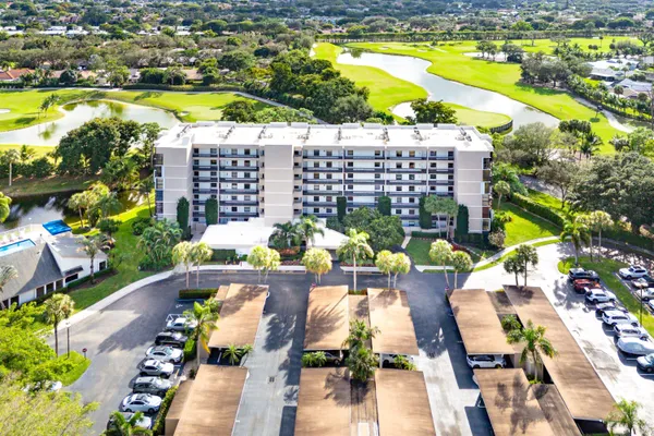 $2,650 | 6662 Boca Del Mar Drive, Unit 715, Boca Raton, FL 33433