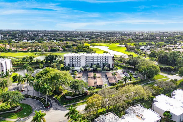 $2,650 | 6662 Boca Del Mar Drive, Unit 715, Boca Raton, FL 33433