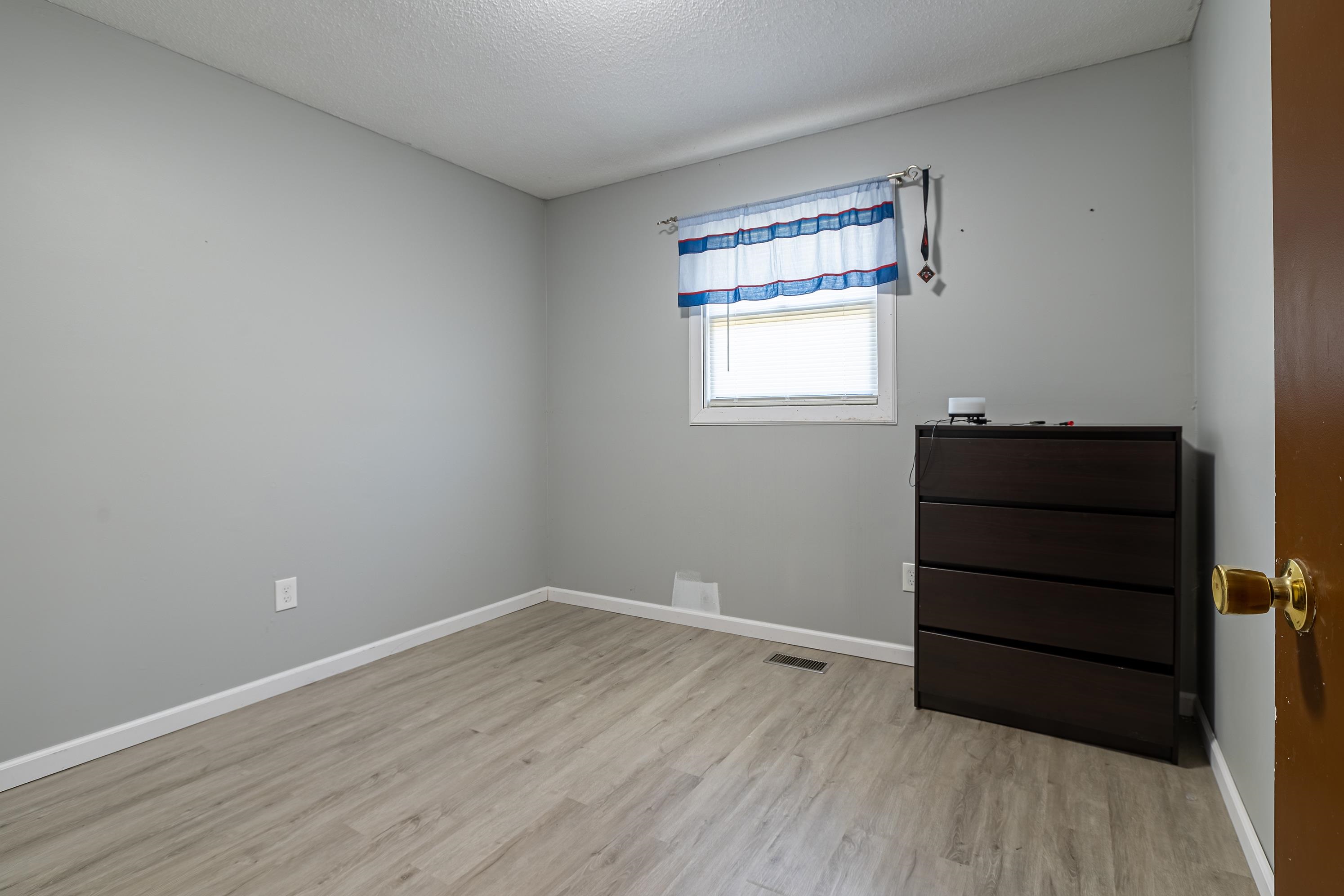 54 South Thompsonville Road Thompsonville, IL 62890 - Photo 13 of 29 Gallery Image 13