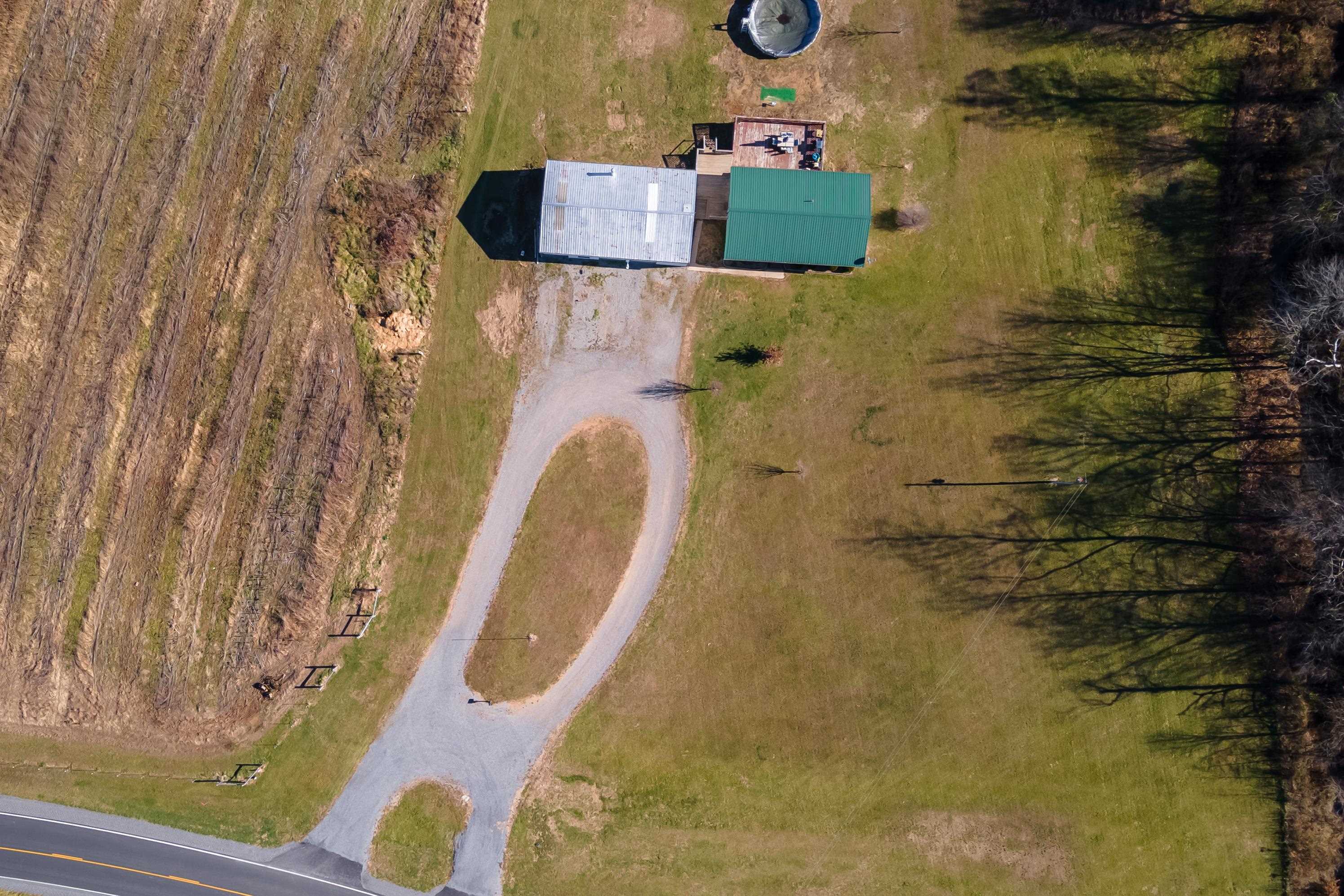 54 South Thompsonville Road Thompsonville, IL 62890 - Photo 23 of 29 Gallery Image 23
