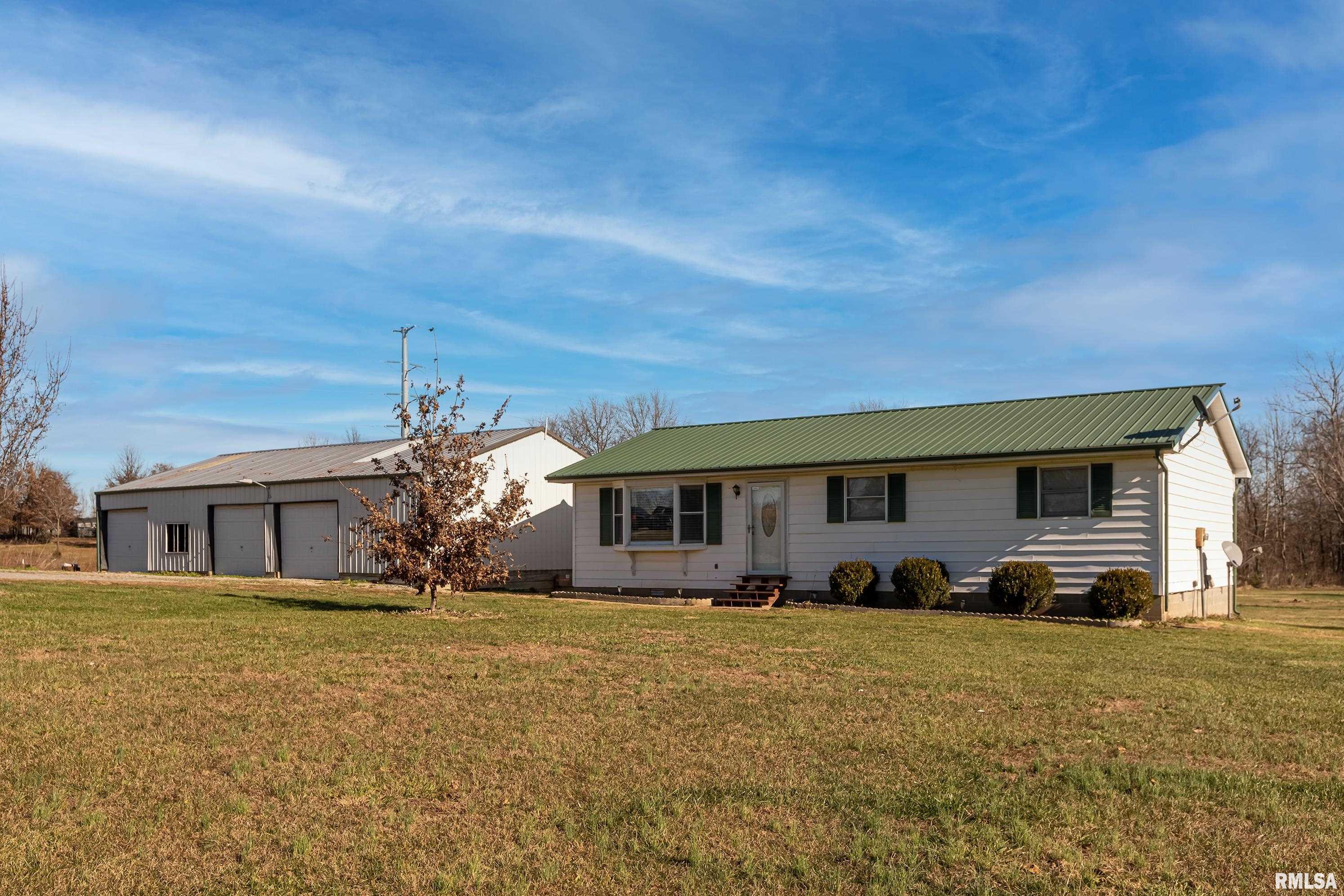 54 South Thompsonville Road Thompsonville, IL 62890 - Photo 3 of 29 Gallery Image 3