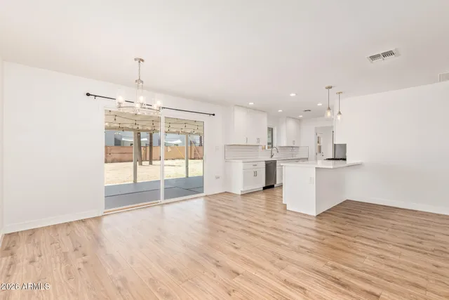 $3,400 | 1809 East Concorda Drive, Tempe, AZ 85282