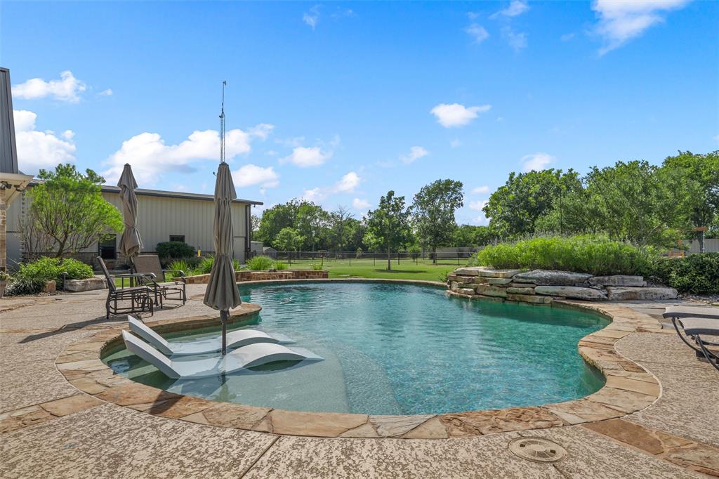 918 Coxs Oak Valley Road Waco, TX 76705 - Photo 33 of 40