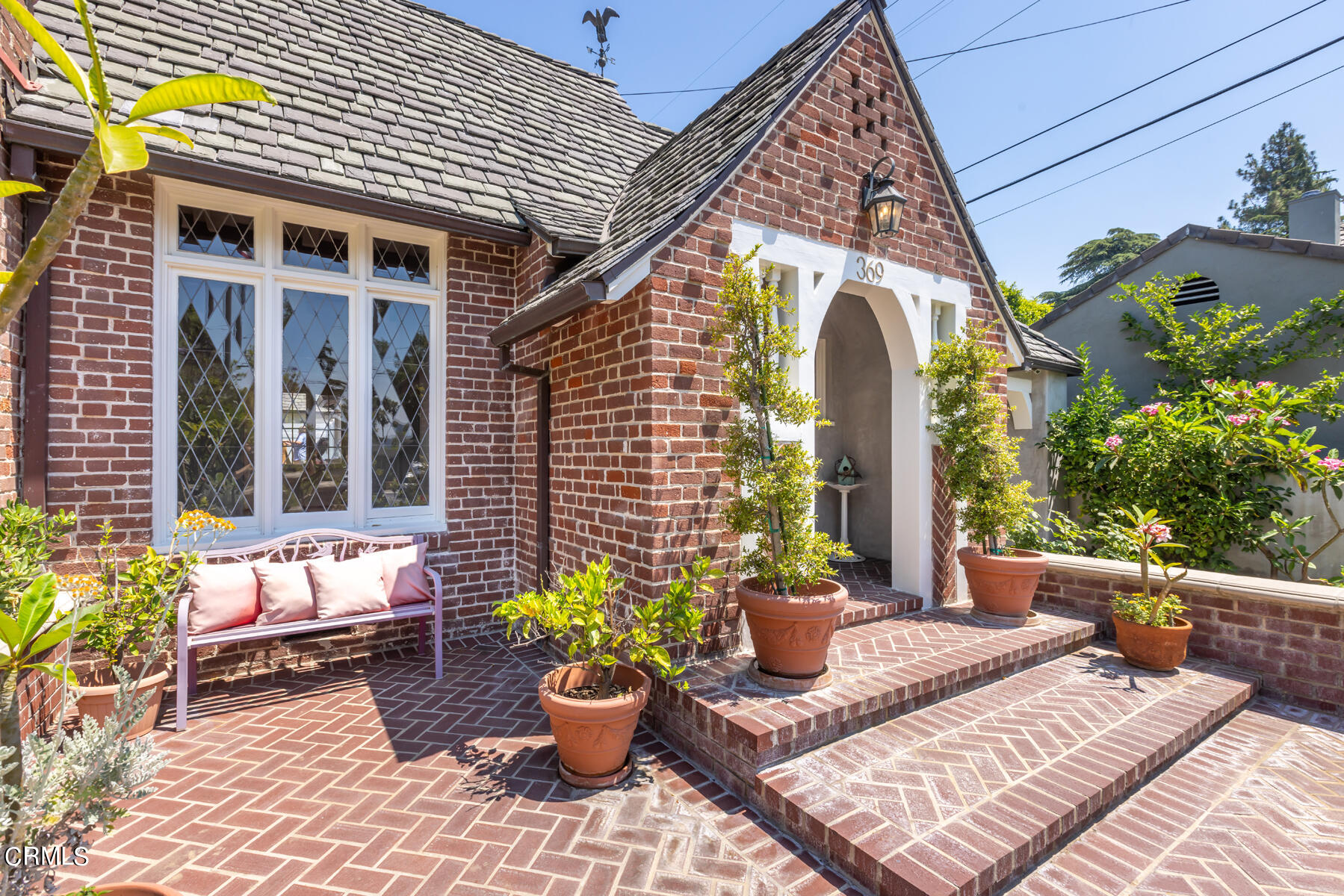 369 West Kenneth Road Glendale, CA 91202 - Photo 5 of 45 a view of a chair and table in the patio