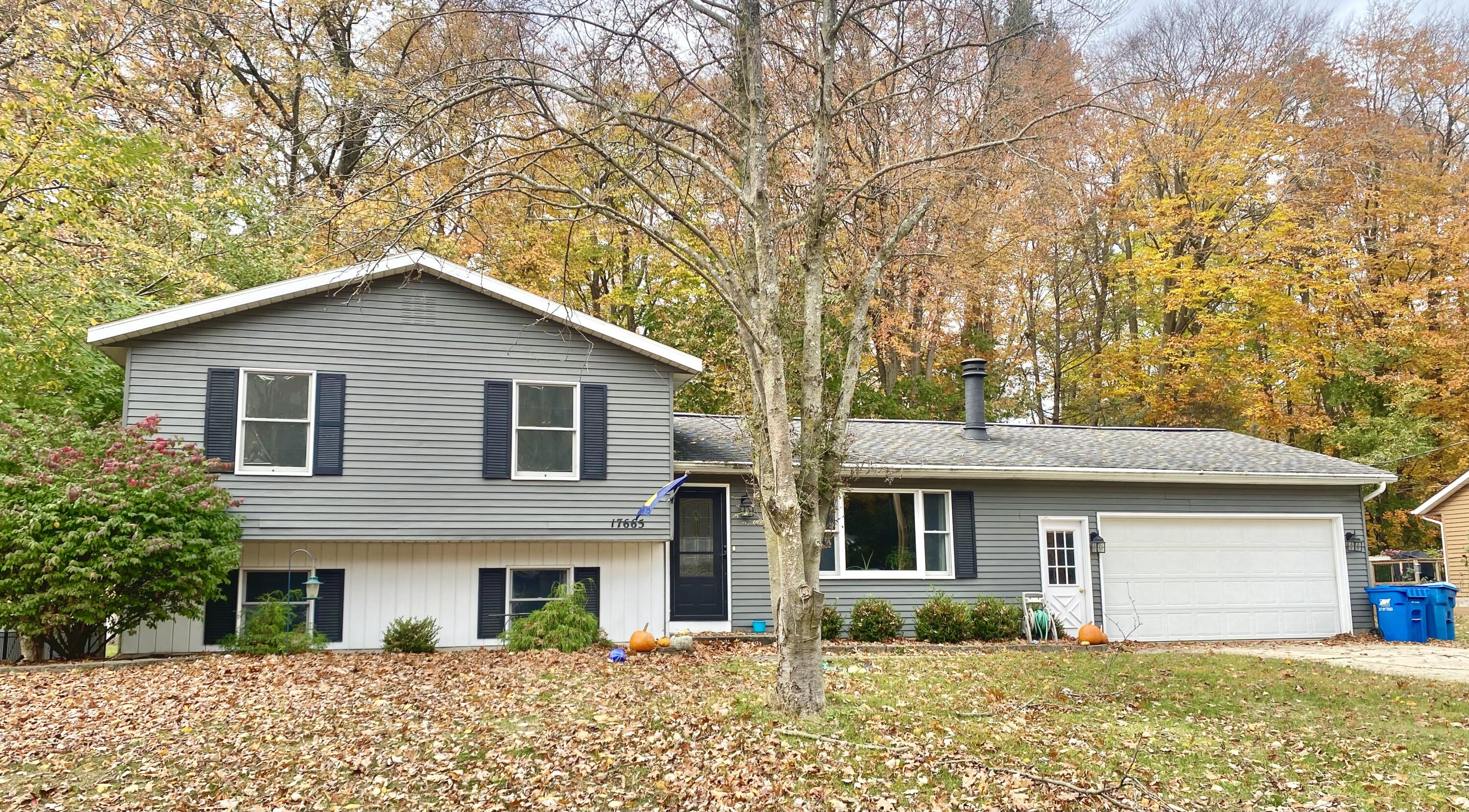 17665 Bayberry Spring Lake, MI 49456 - Photo 1 of 36 IMG_3461