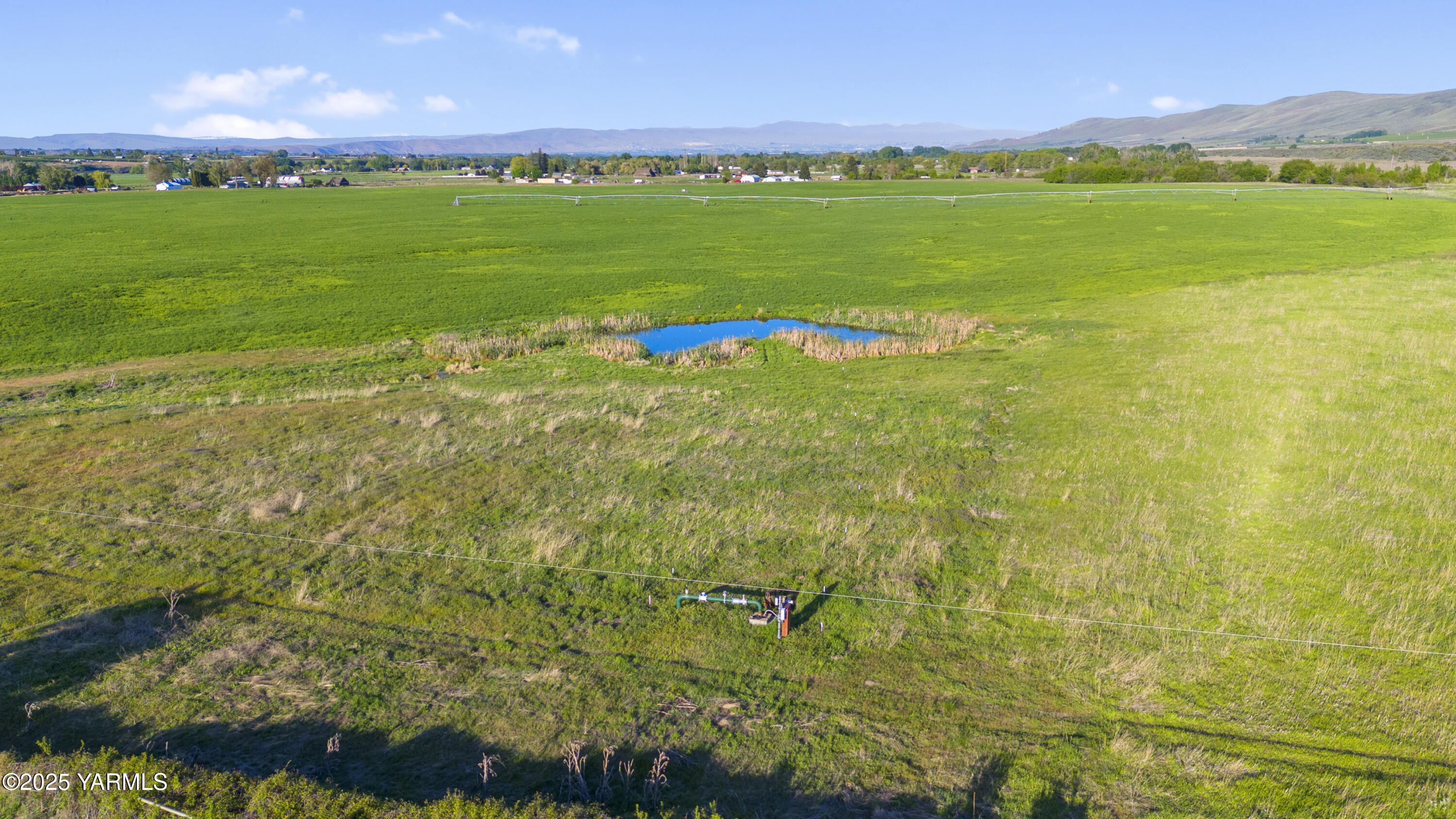14530 Rutherford Road Yakima, WA 98903 - Photo 28 of 33 a view of an ocean from a yard