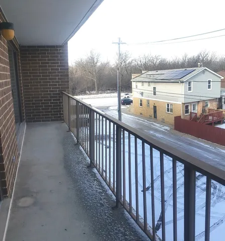 $279,900 | 8350 West Addison Street, Unit 201, Chicago, IL 60634