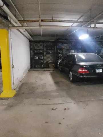 $279,900 | 8350 West Addison Street, Unit 201, Chicago, IL 60634