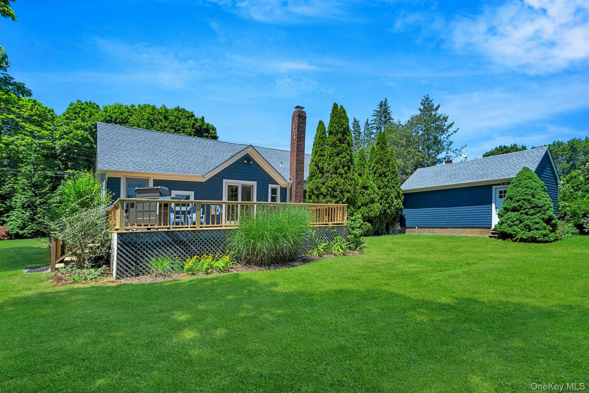 1825 Main Bayview Road Southold, NY 11971 - Photo 23 of 29