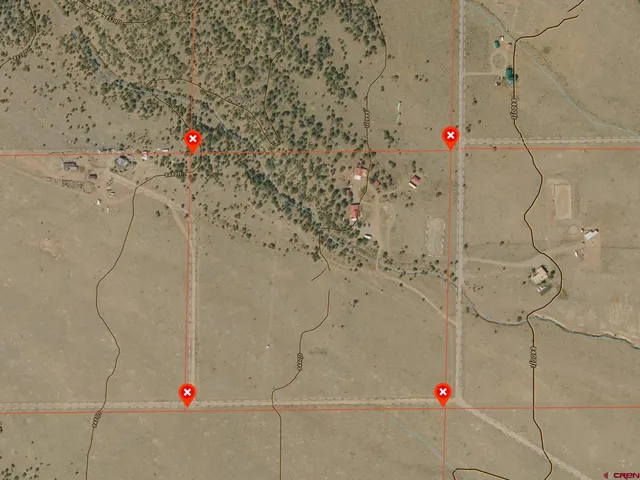 a close up of a shower