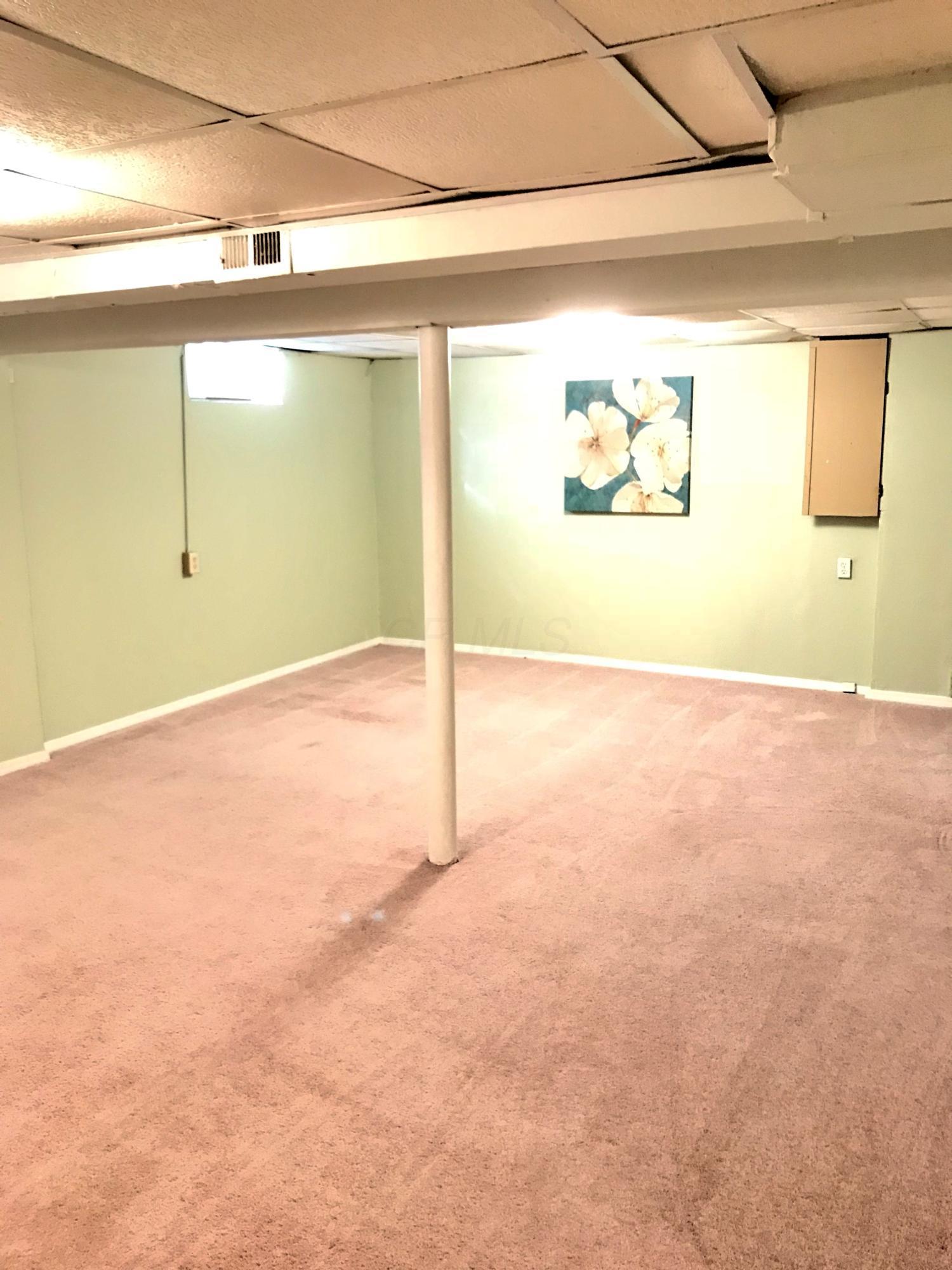 3411 Quaker Road Columbus, OH 43207 - Photo 18 of 21 Gallery Image 18