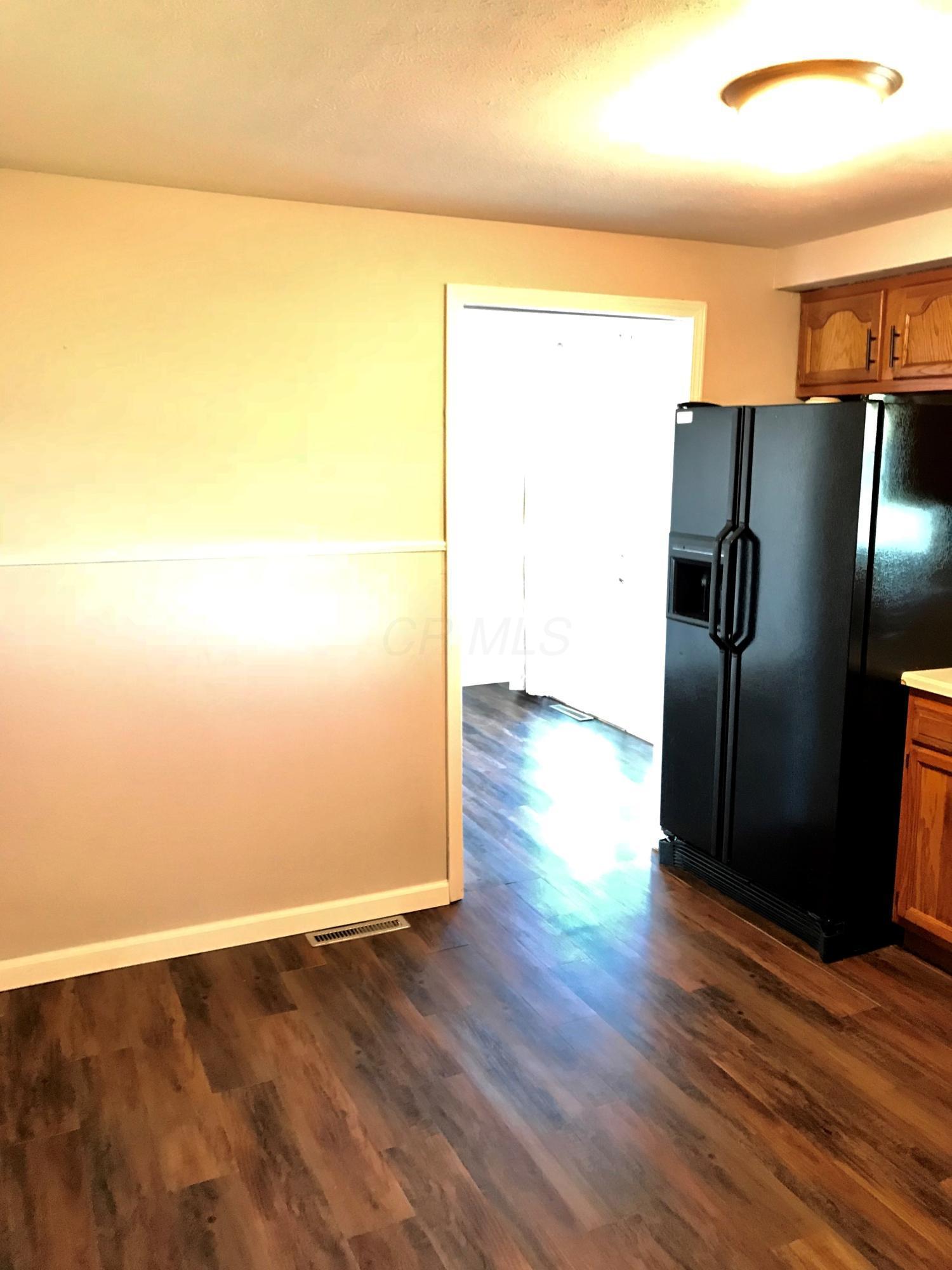 3411 Quaker Road Columbus, OH 43207 - Photo 3 of 21 Gallery Image 3